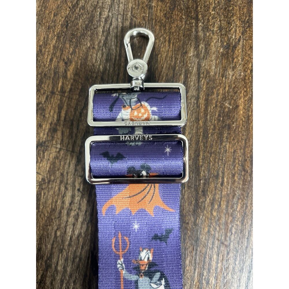 Harveys Seatbelt Disney Purple Halloween Mickey Goofy Minnie Click & Carry - Picture 2 of 7